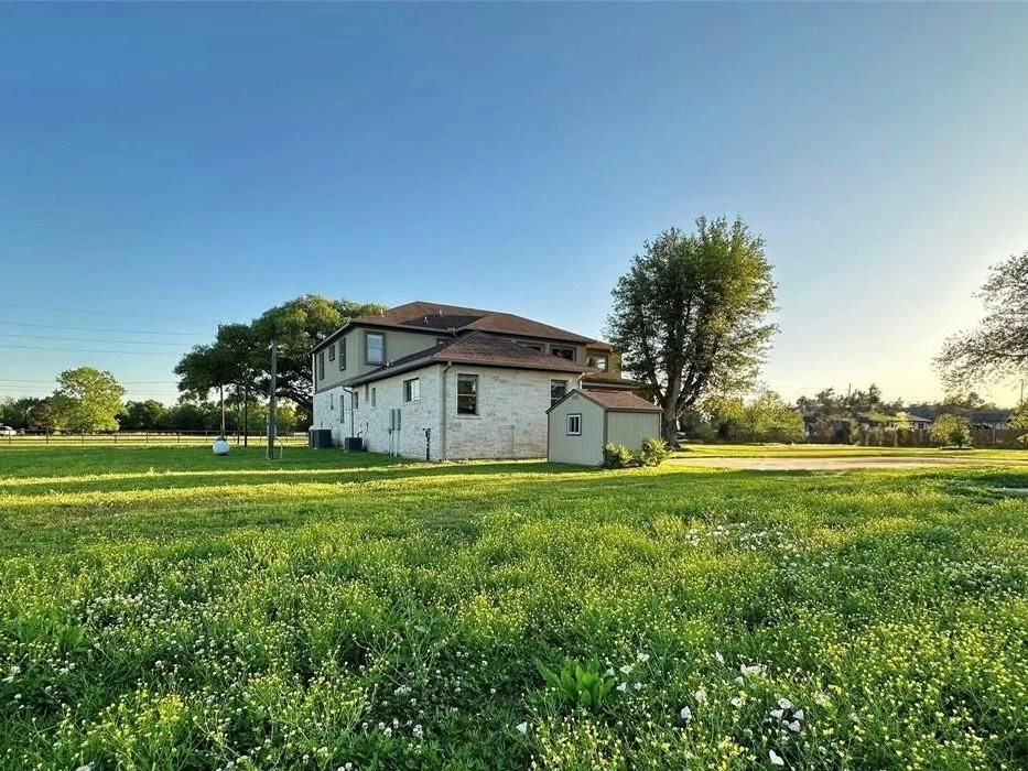Photo of 7737 Brookside Road