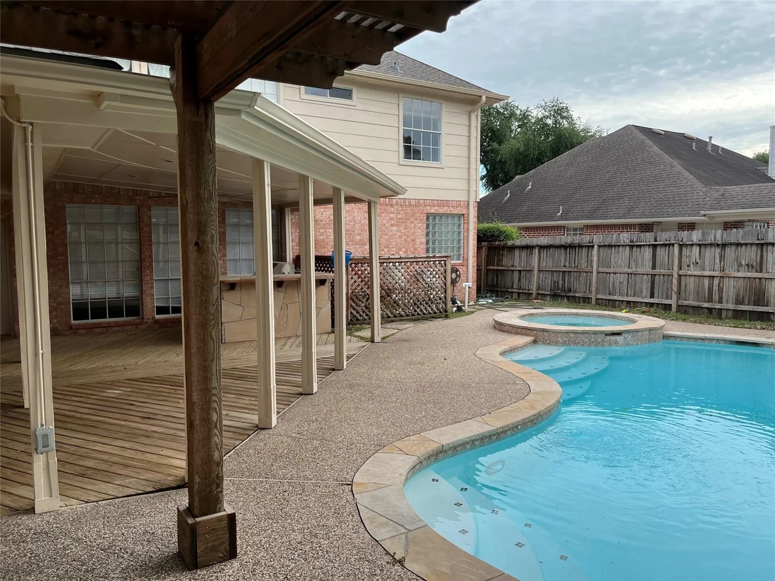 Photo of 6507 Stone Briar Drive