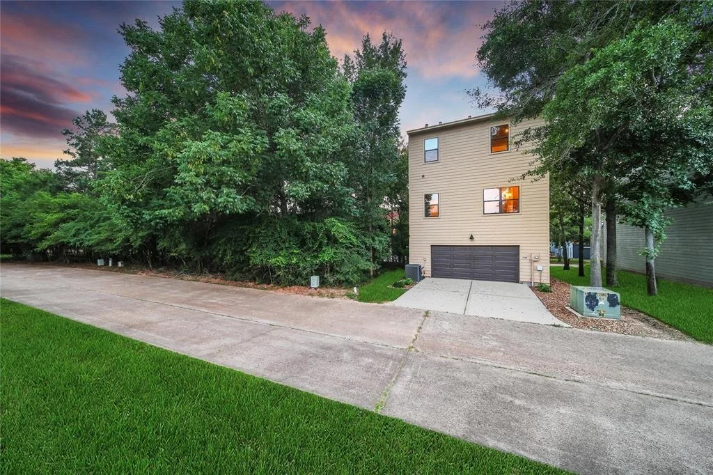 Photo of 3148 Poe Drive