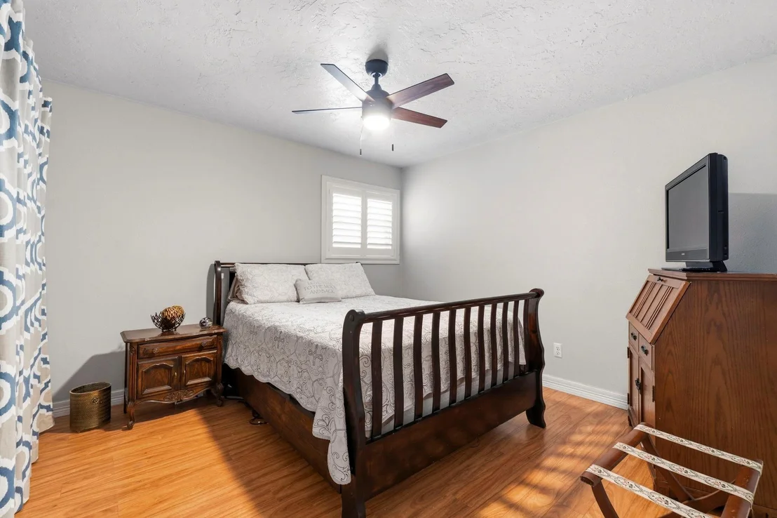 Photo of 222 Laura Lane