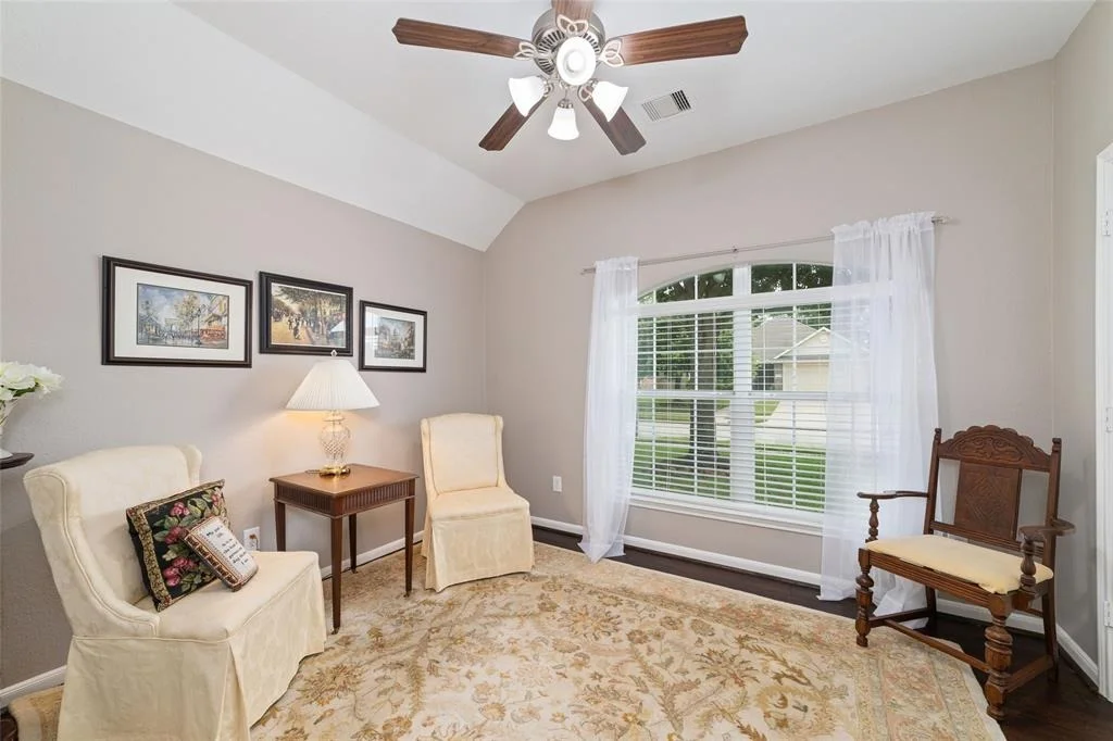 Photo of 28035 Emma Gardens Lane