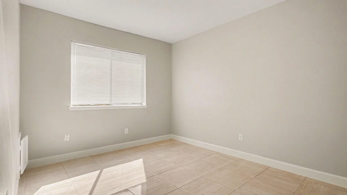 Photo of 15342 Reigate Lane