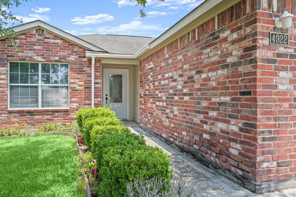 Photo of 4922 Comal River