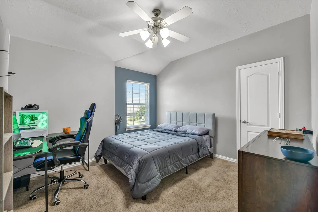 Photo of 410 Havenstone Lane