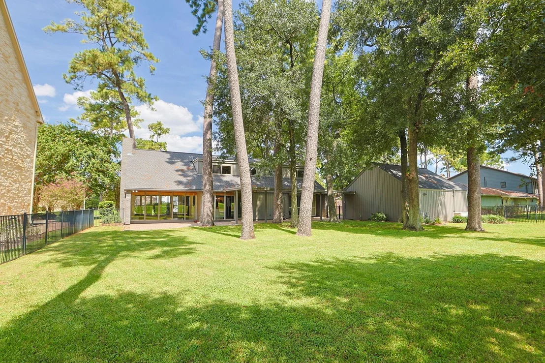 Photo of 6003 Bermuda Dunes Drive