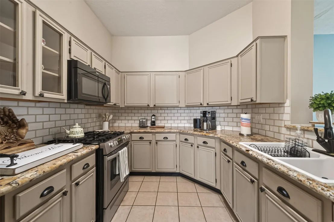 Photo of 12606 Millvan Drive