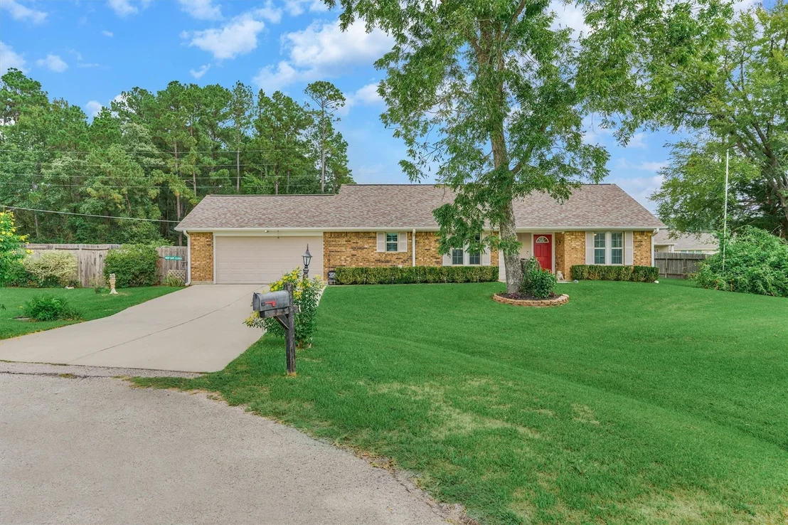 Photo of 15031 Port Circle