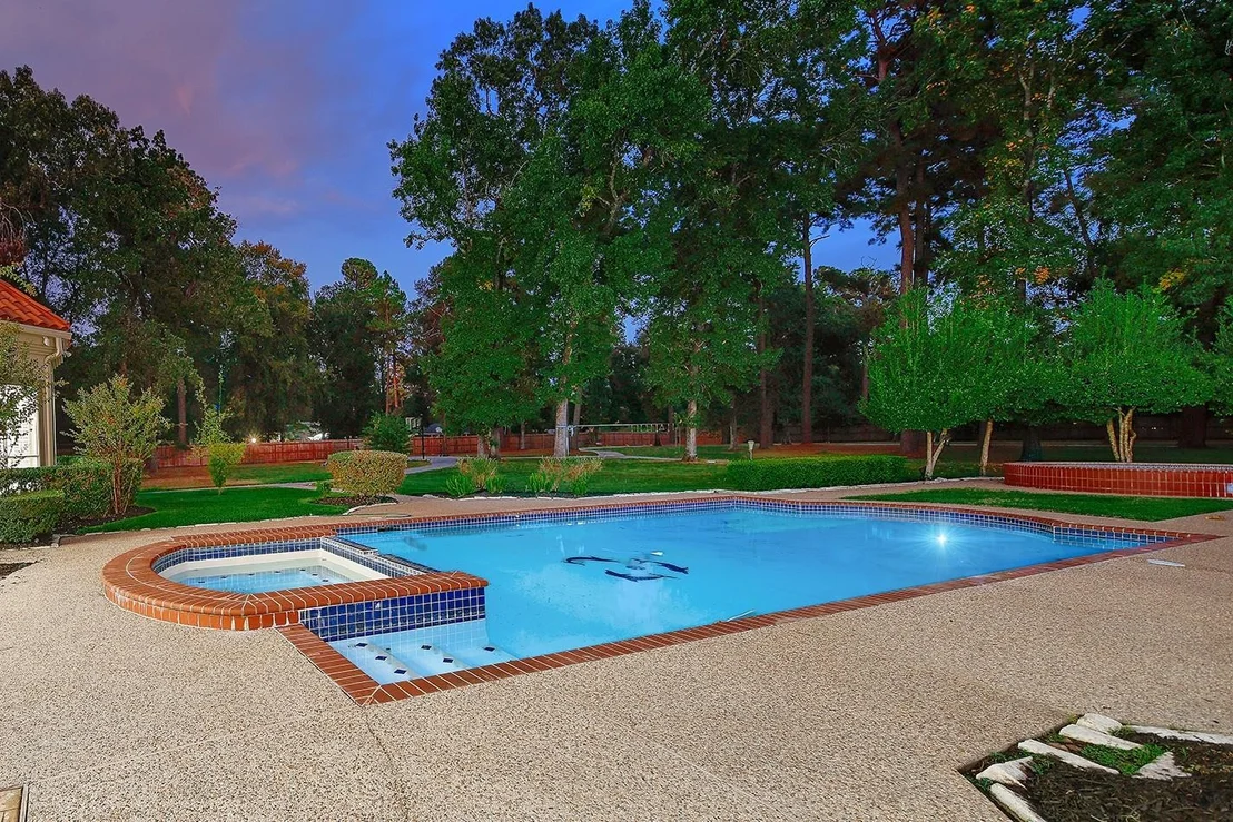 Photo of 23508 Twin Oaks Drive