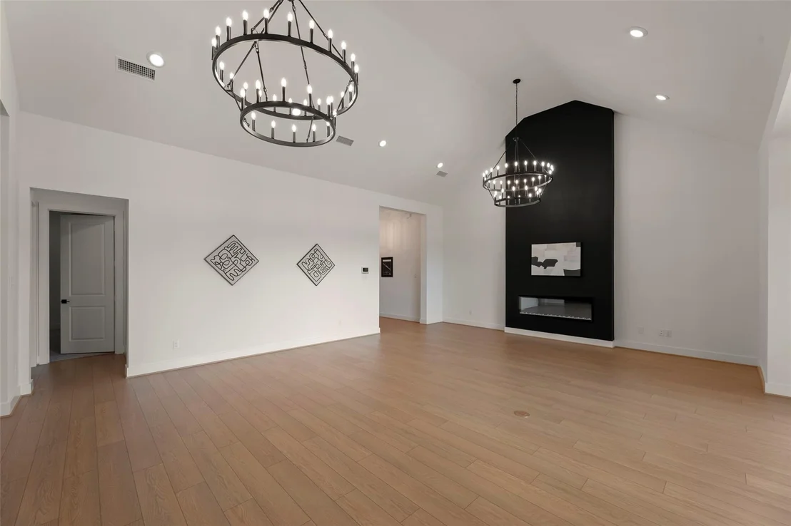 Photo of 2015 Jade Manor Drive