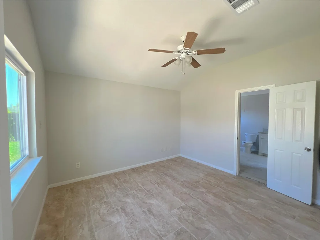 Photo of 7507 Alcomita Drive