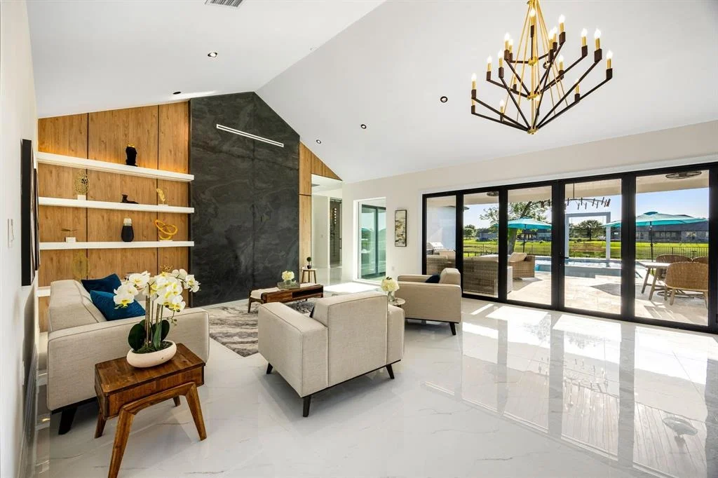Photo of 3227 River Bend Drive