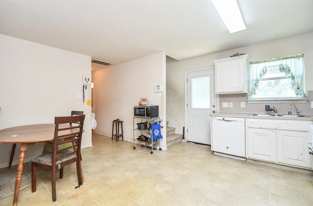 Photo of 3819 Middlecrest Lane