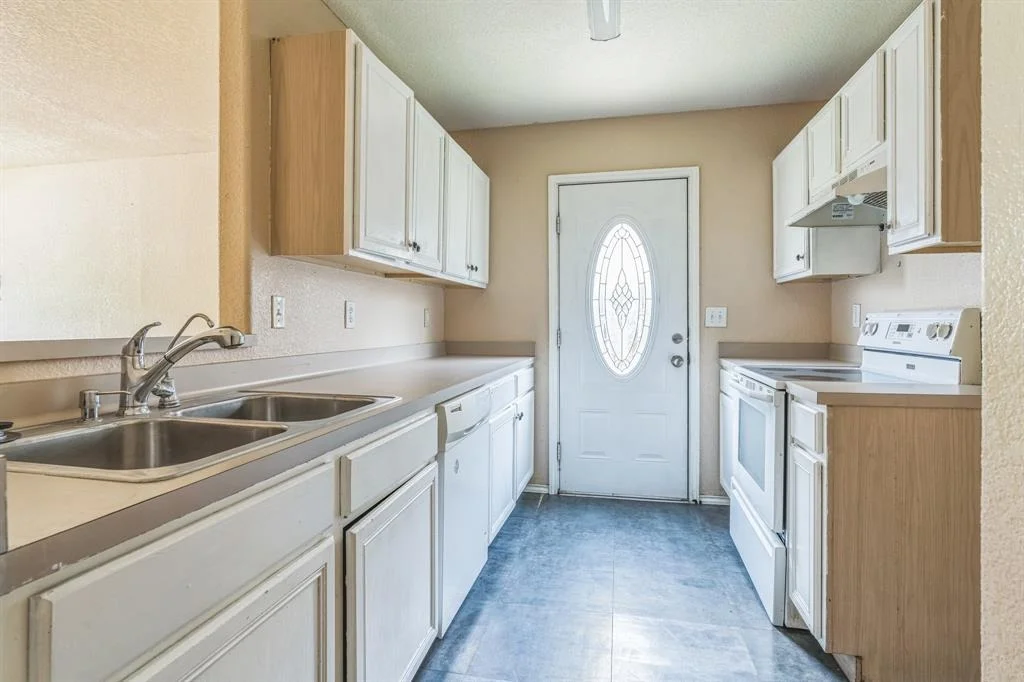 Photo of 8230 Grand Bend
