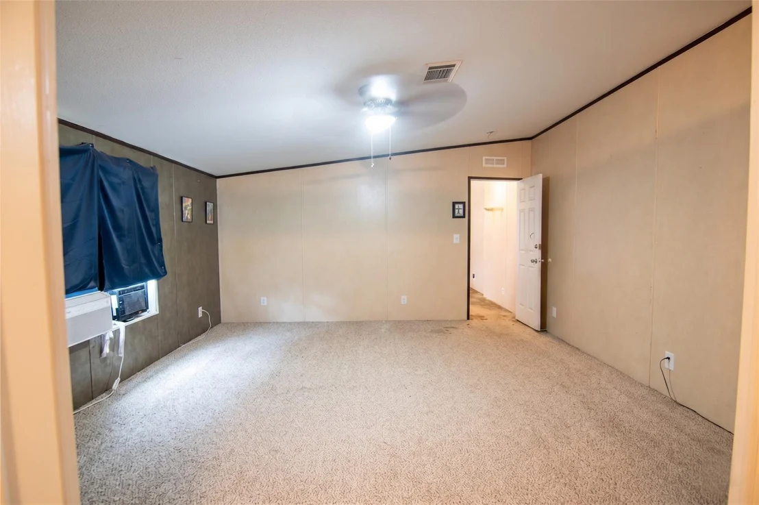 Photo of 8858 County Road 615