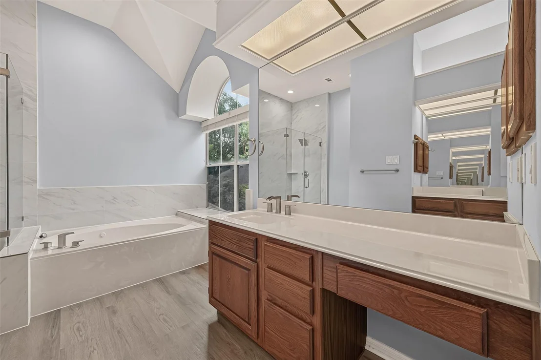 Photo of 14139 Swallowfield Drive