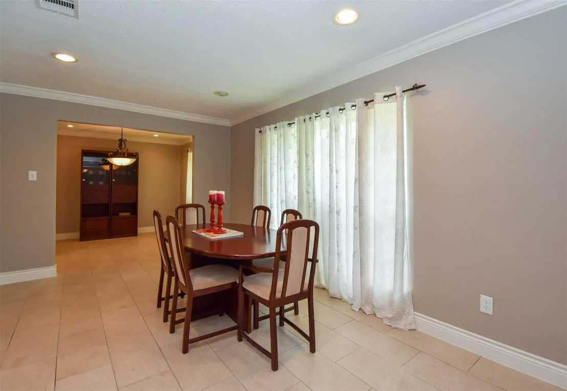 Photo of 9030 Quebec Drive