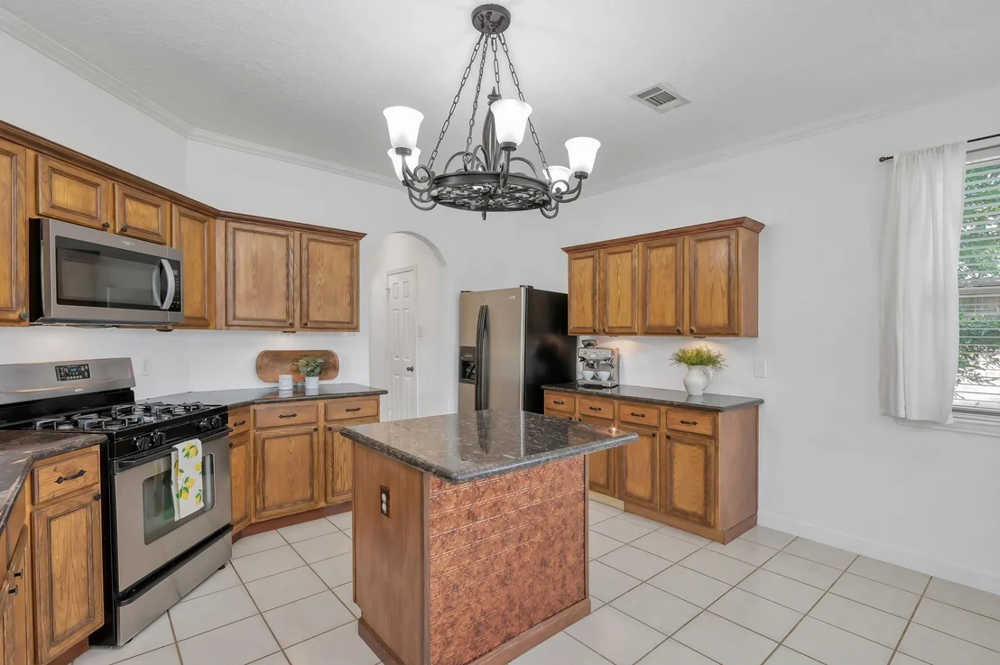 Photo of 1396 Havelock Drive
