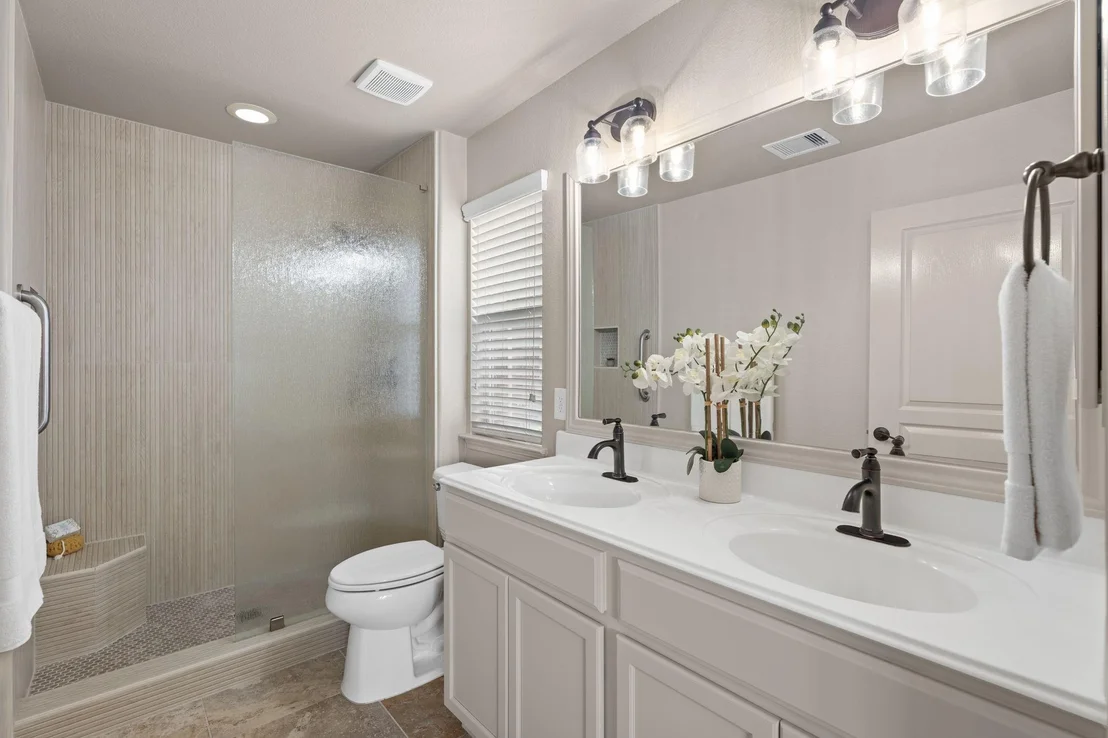 Photo of 1014 Oleander Way