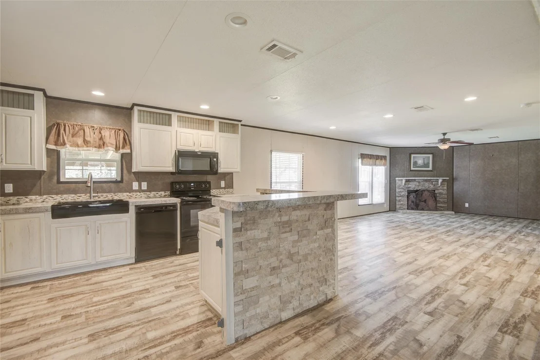 Photo of 4049 County Road 450