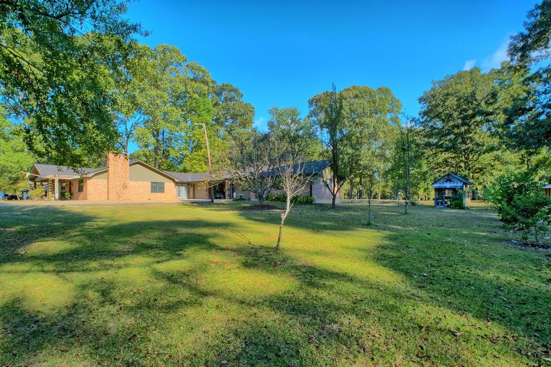 Photo of 385 Cedar Ridge