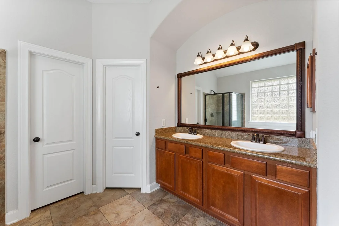 Photo of 15 Tillamook Court