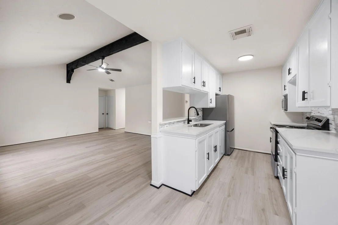 Photo of 12123 Plumpoint Drive