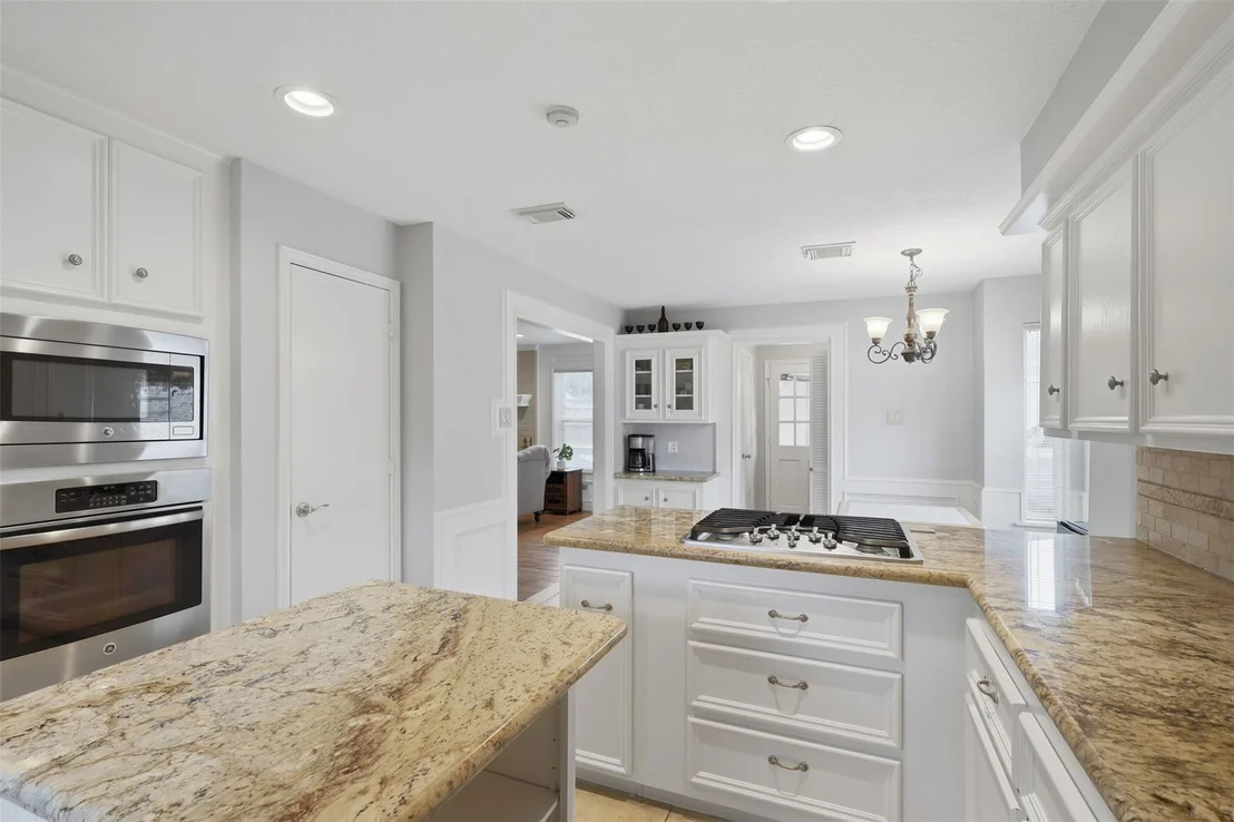 Photo of 19803 Oak Briar Drive