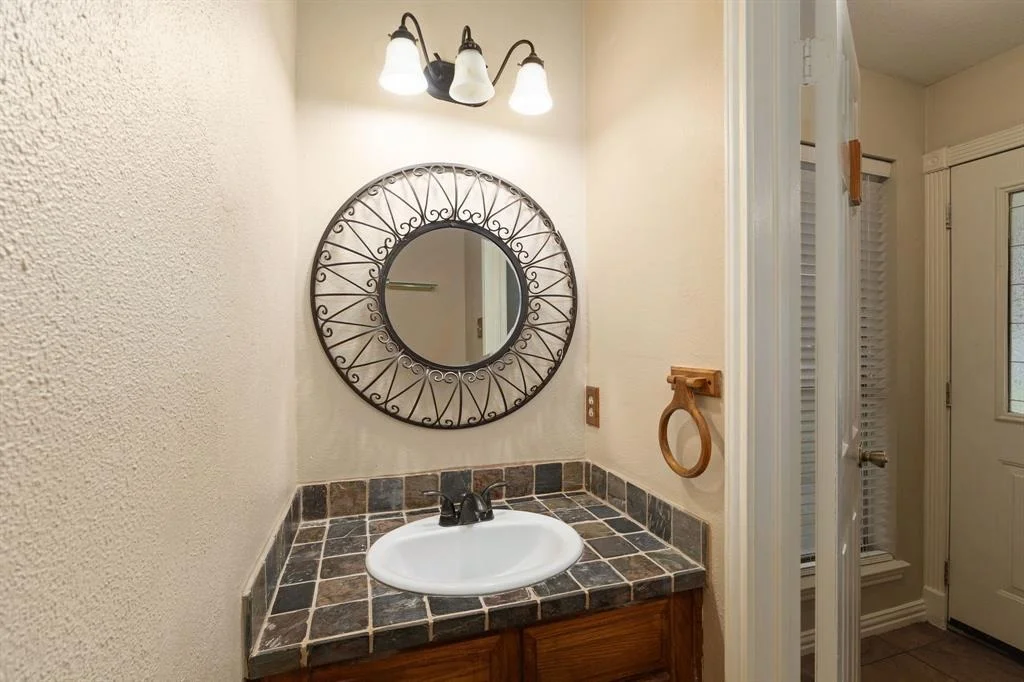 Photo of 2351 Loyanne Drive