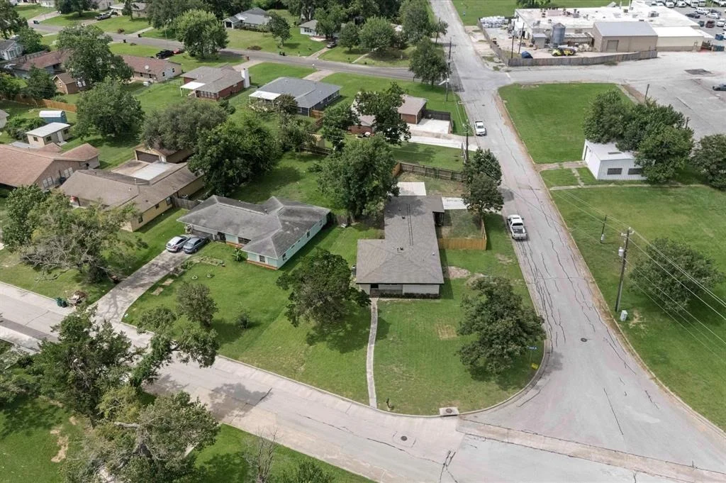 Photo of 200 Burnett Drive