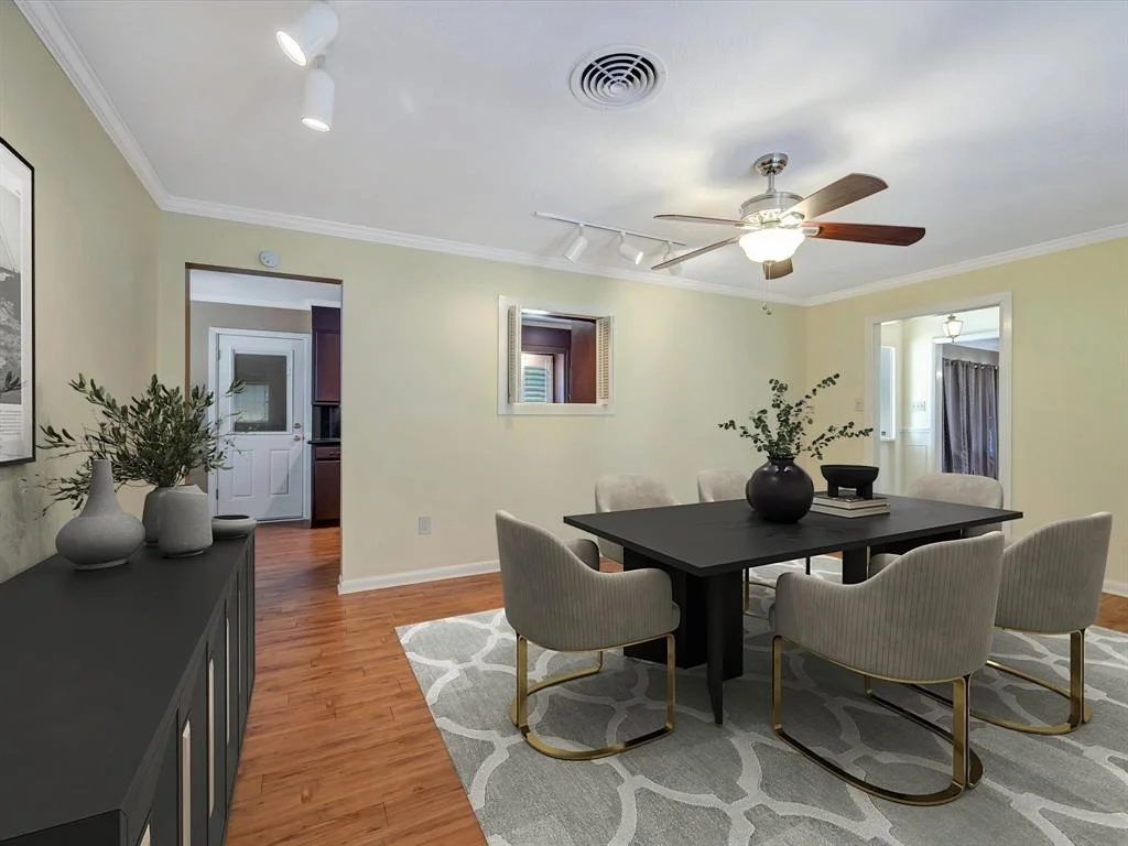 Photo of 208 Burnett Drive