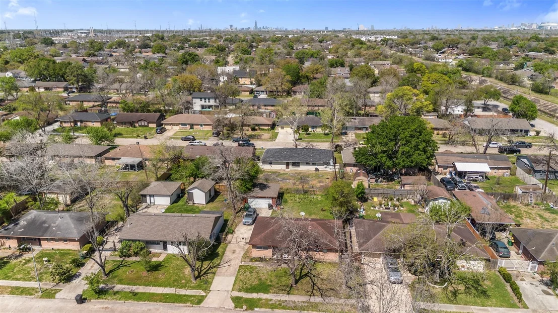 Photo of 4115 Trail Lake Drive