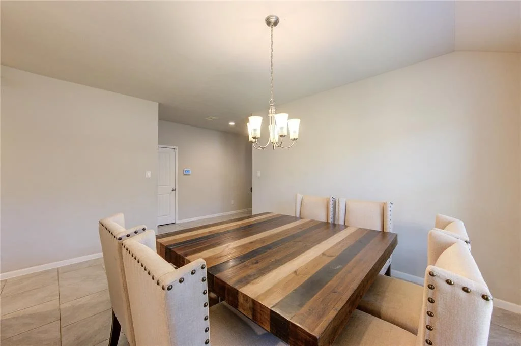 Photo of 9011 Hemlock Drive