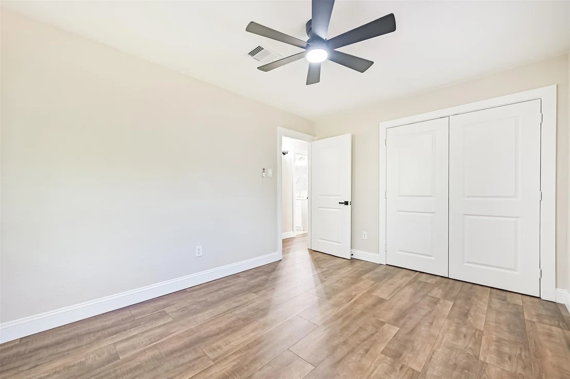 Photo of 5622 Canterway Drive