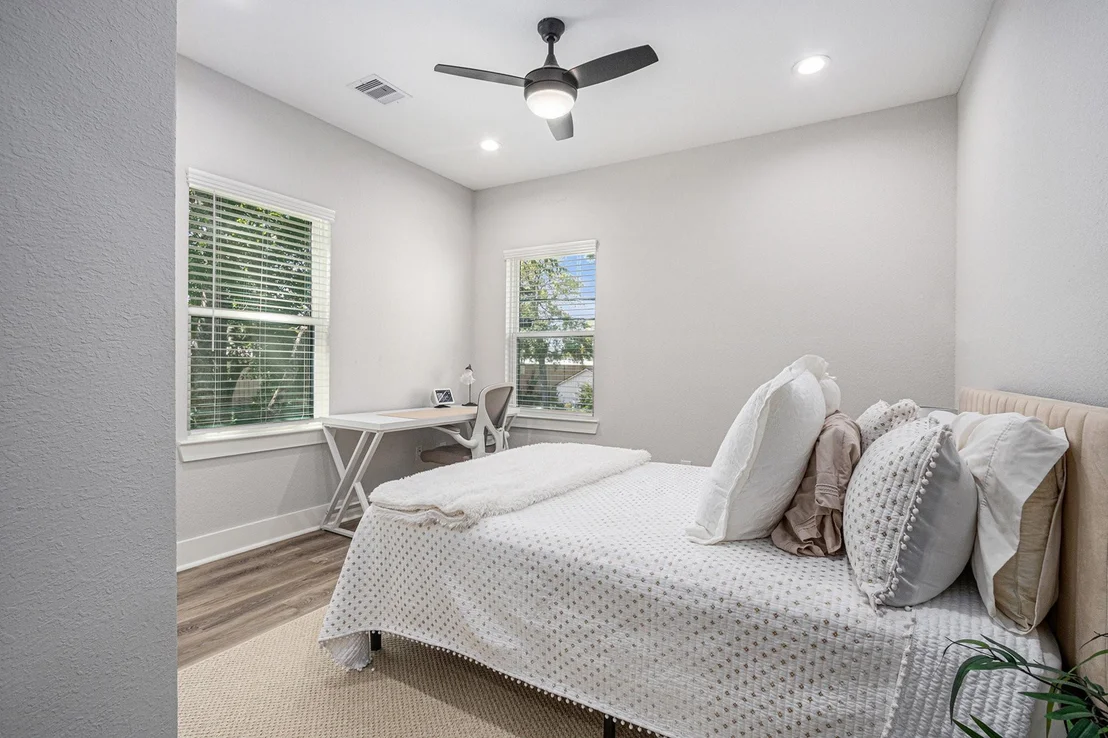 Photo of 1315 Wycliffe Drive