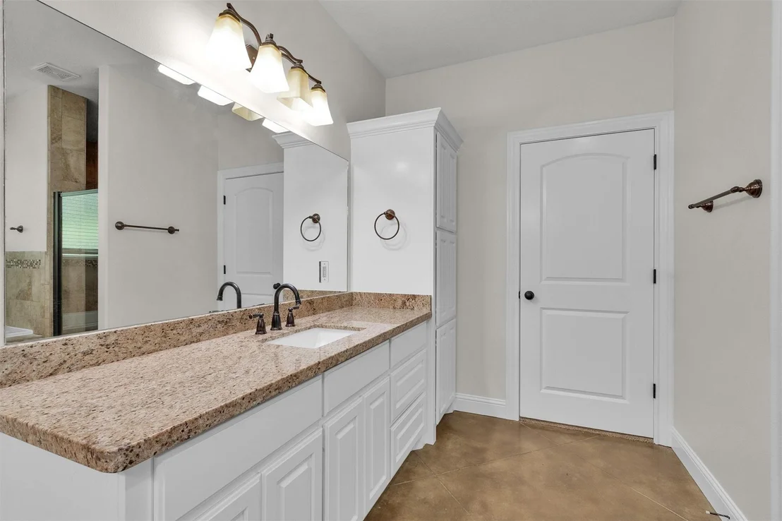 Photo of 11498 Oak Springs Drive