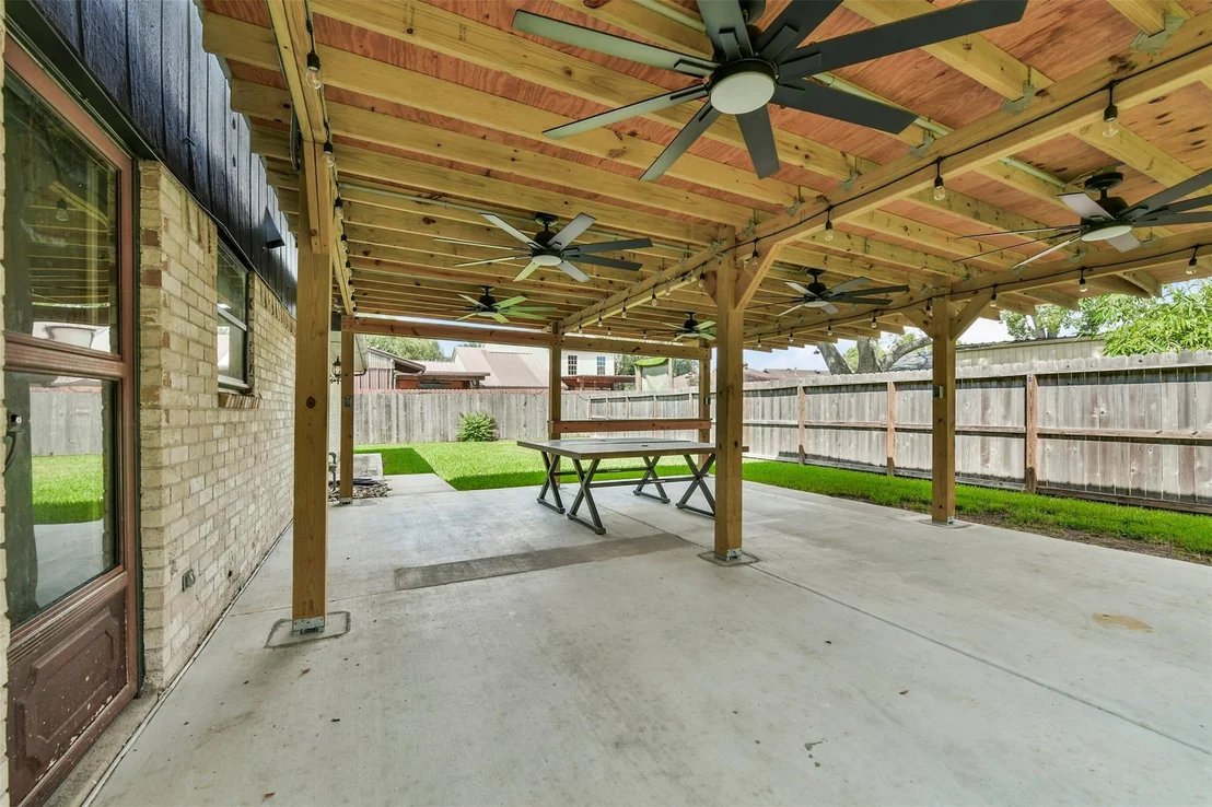 Photo of 5003 Colombia Drive