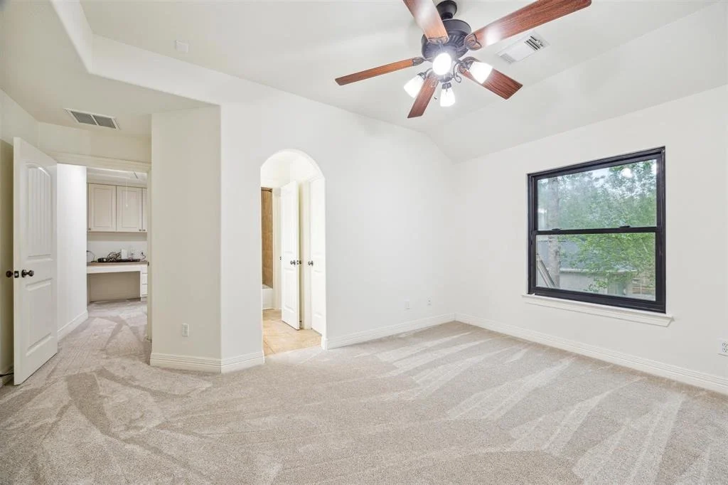 Photo of 11 Glistening Pond Place
