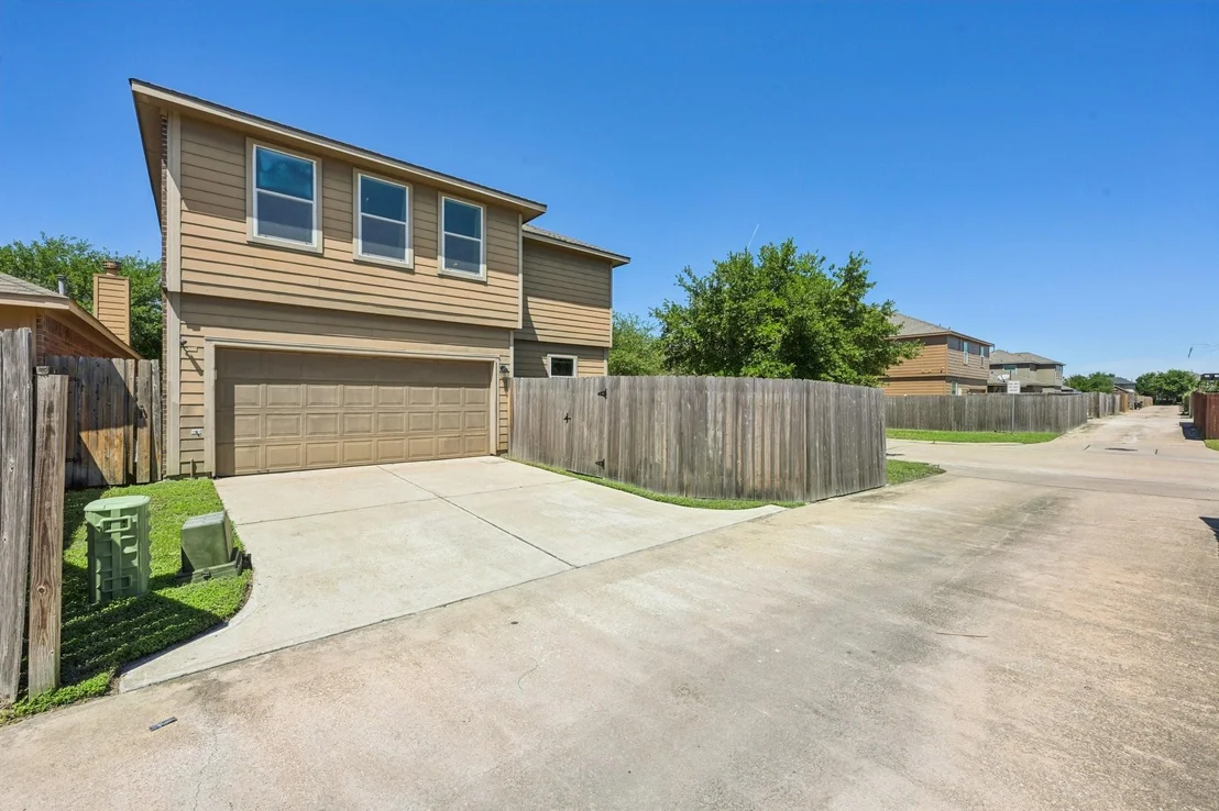 Photo of 8130 Almera Falls Drive