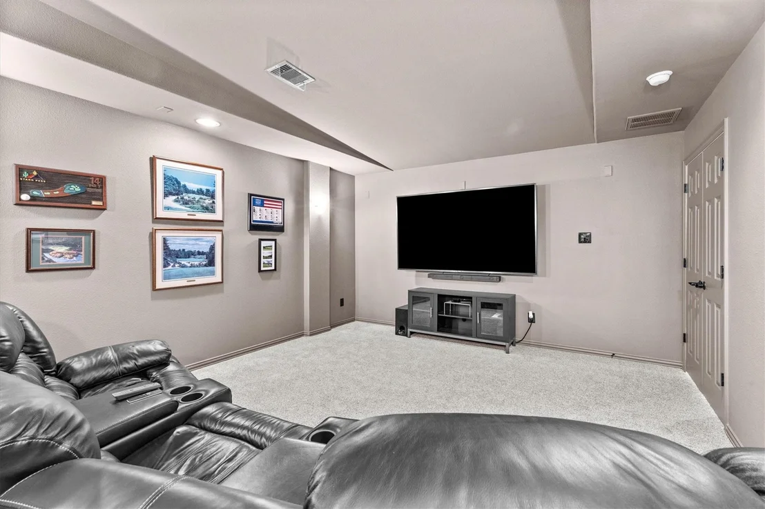 Photo of 130 E Cove View Trail