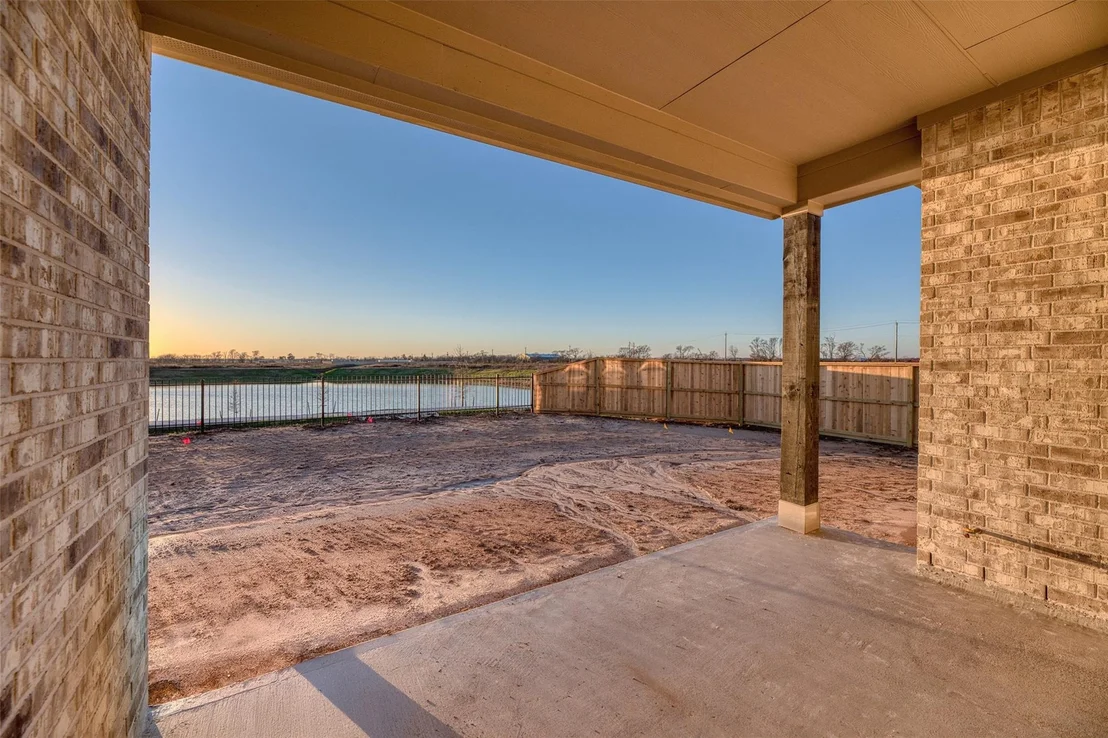 Photo of 21122 Sunlight Grove Drive