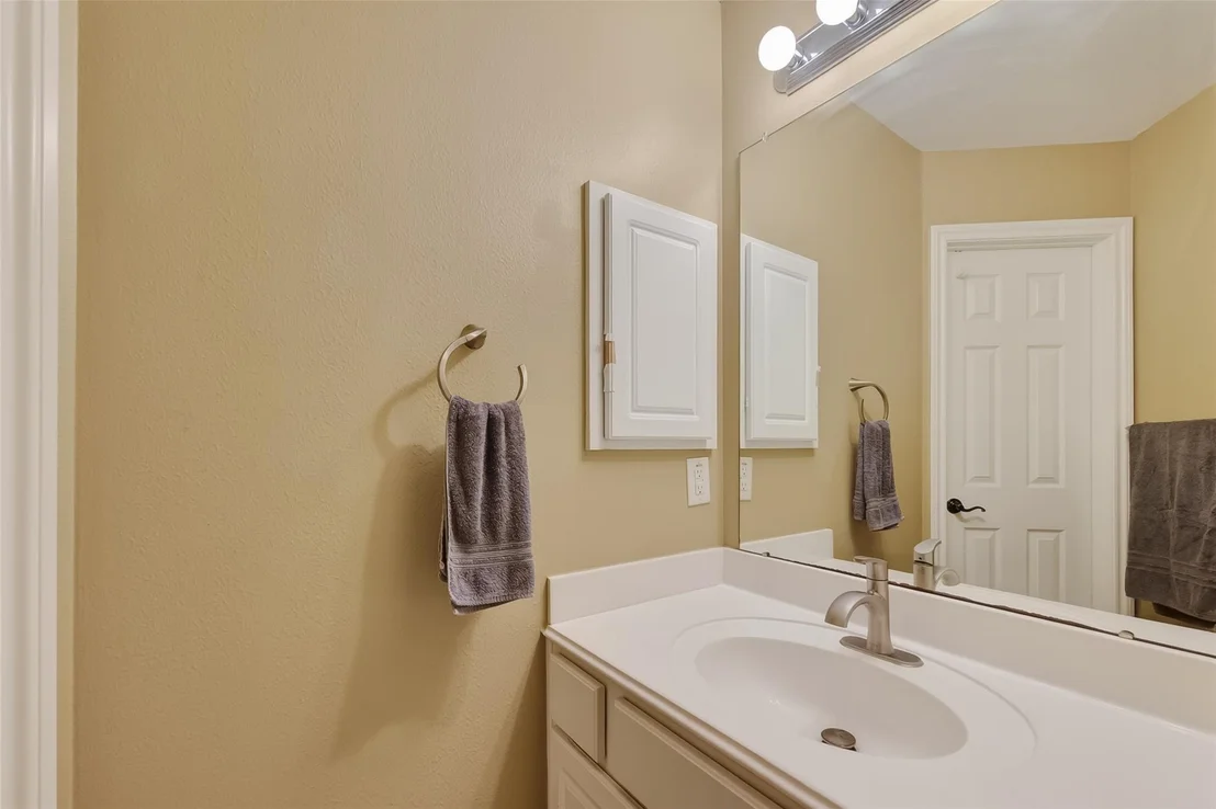 Photo of 14327 Norhill Pointe Drive