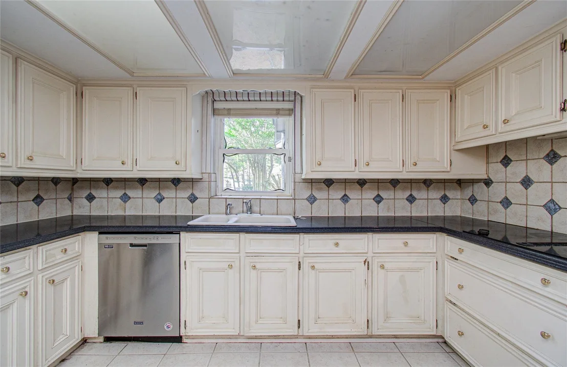 Photo of 5614 Ascalon Circle