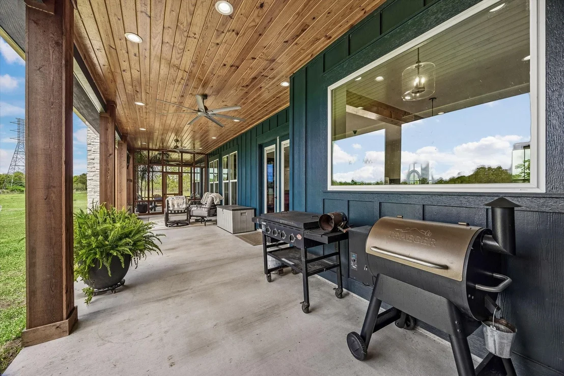 Photo of 2610 County Road 163