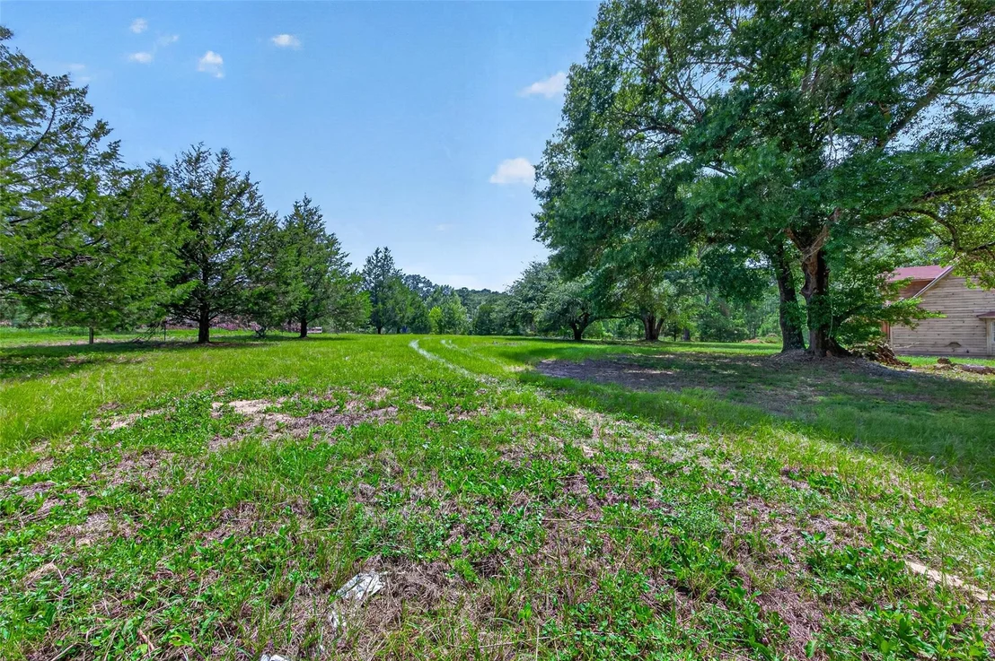 Photo of 1241 Moody Road
