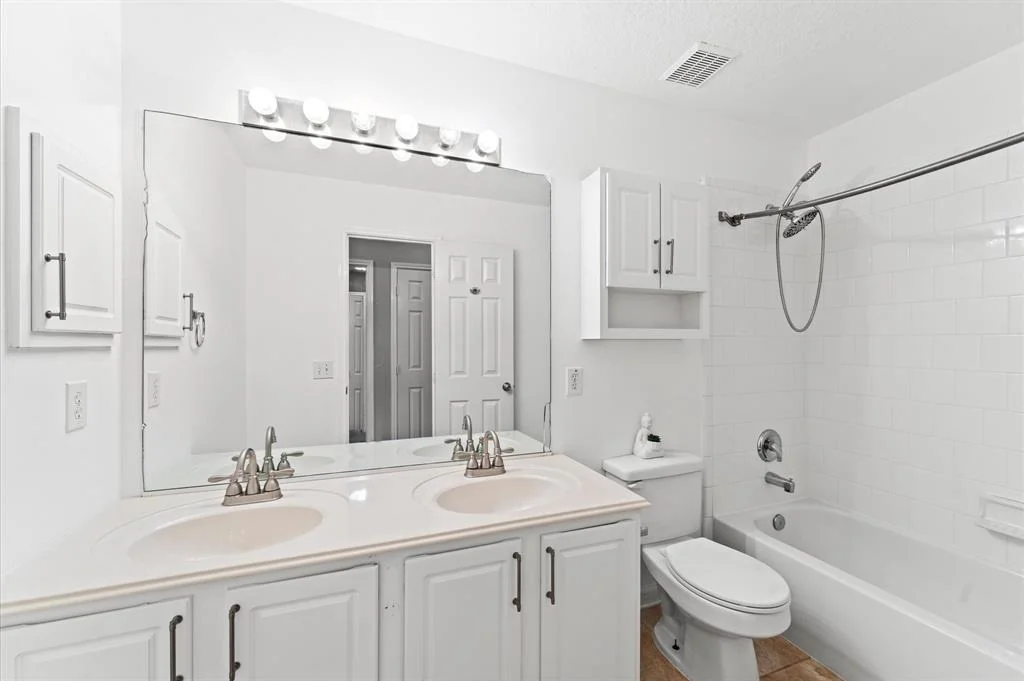 Photo of 5035 Barstow Bend Ln