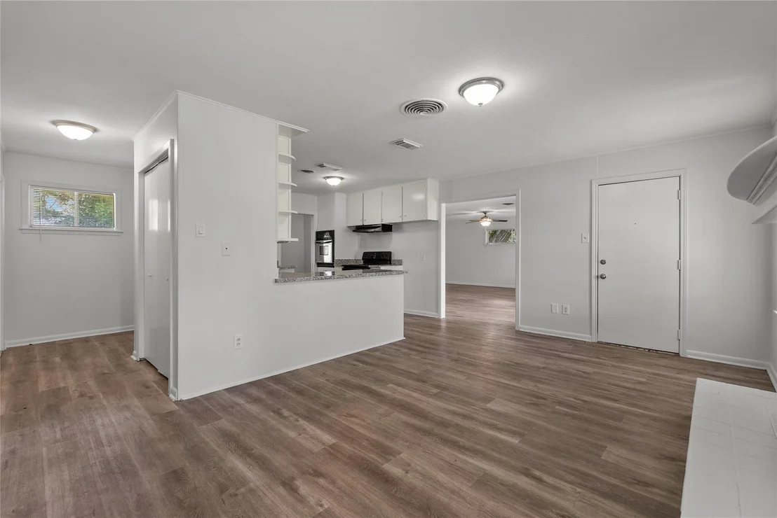 Photo of 1102 Avenue C