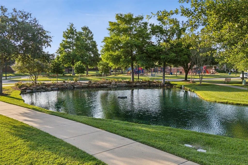 Photo of 2702 Driftwood Drive