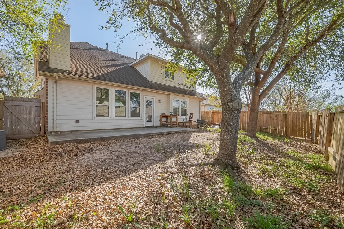 Photo of 2202 Highland Crossing Drive
