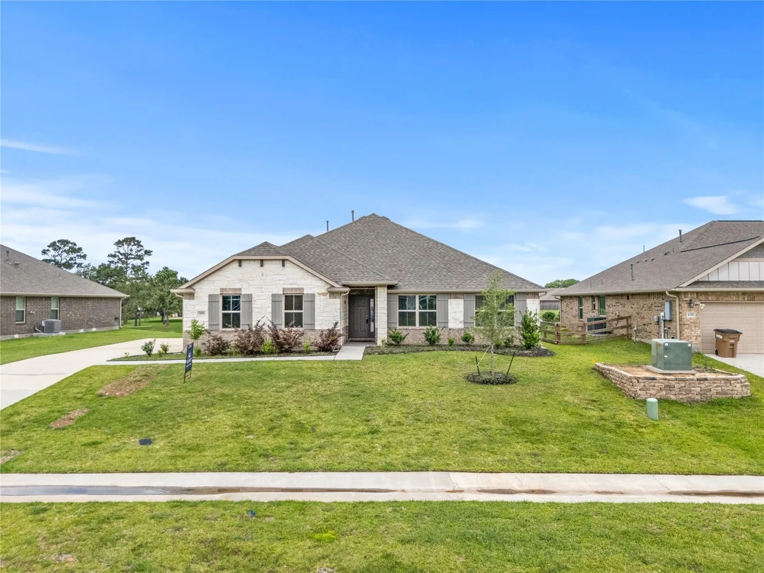 Photo of 4320 Leslie's Way