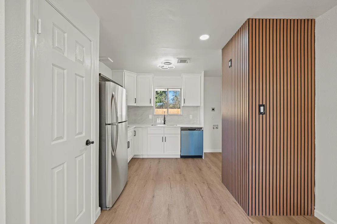 Photo of 11059 Vailview Drive